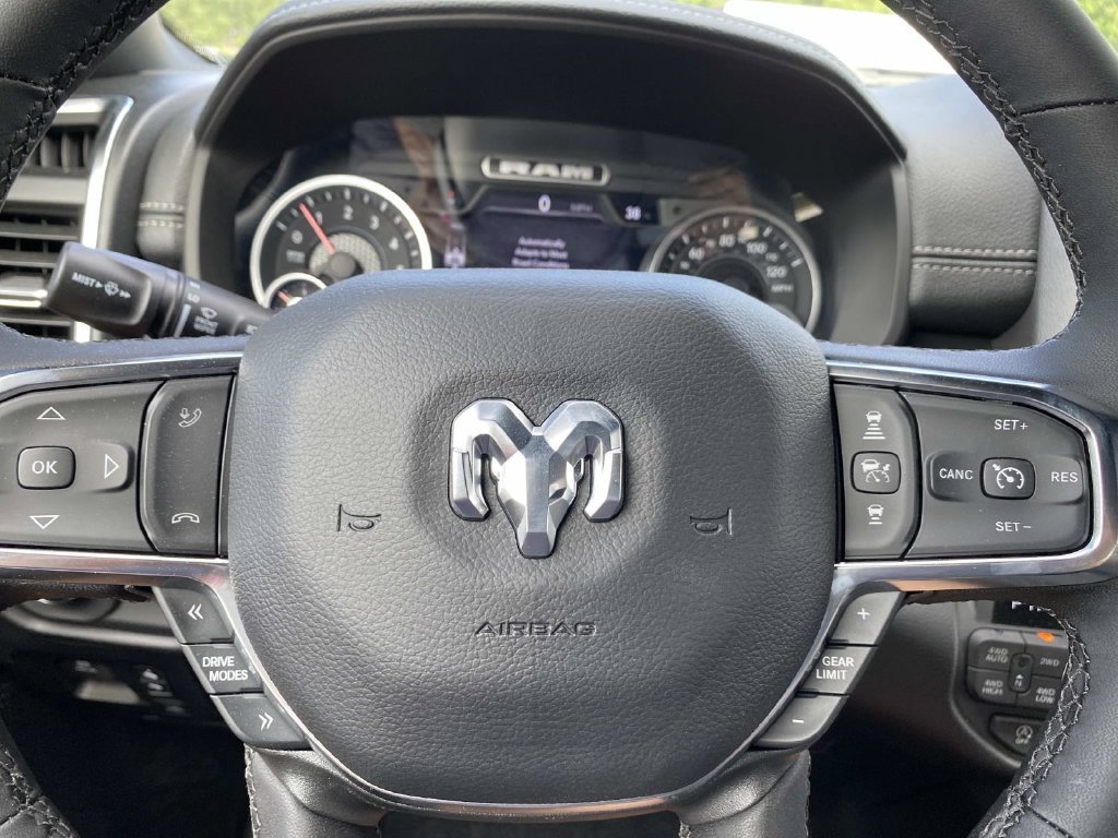 New 2026 Silver Zynith Exterior Paint Ram Laramie image 15