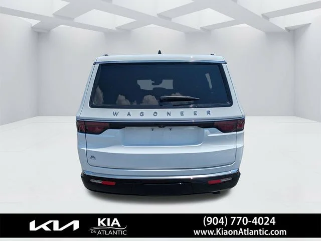 Used 2025 White Jeep Base image 4