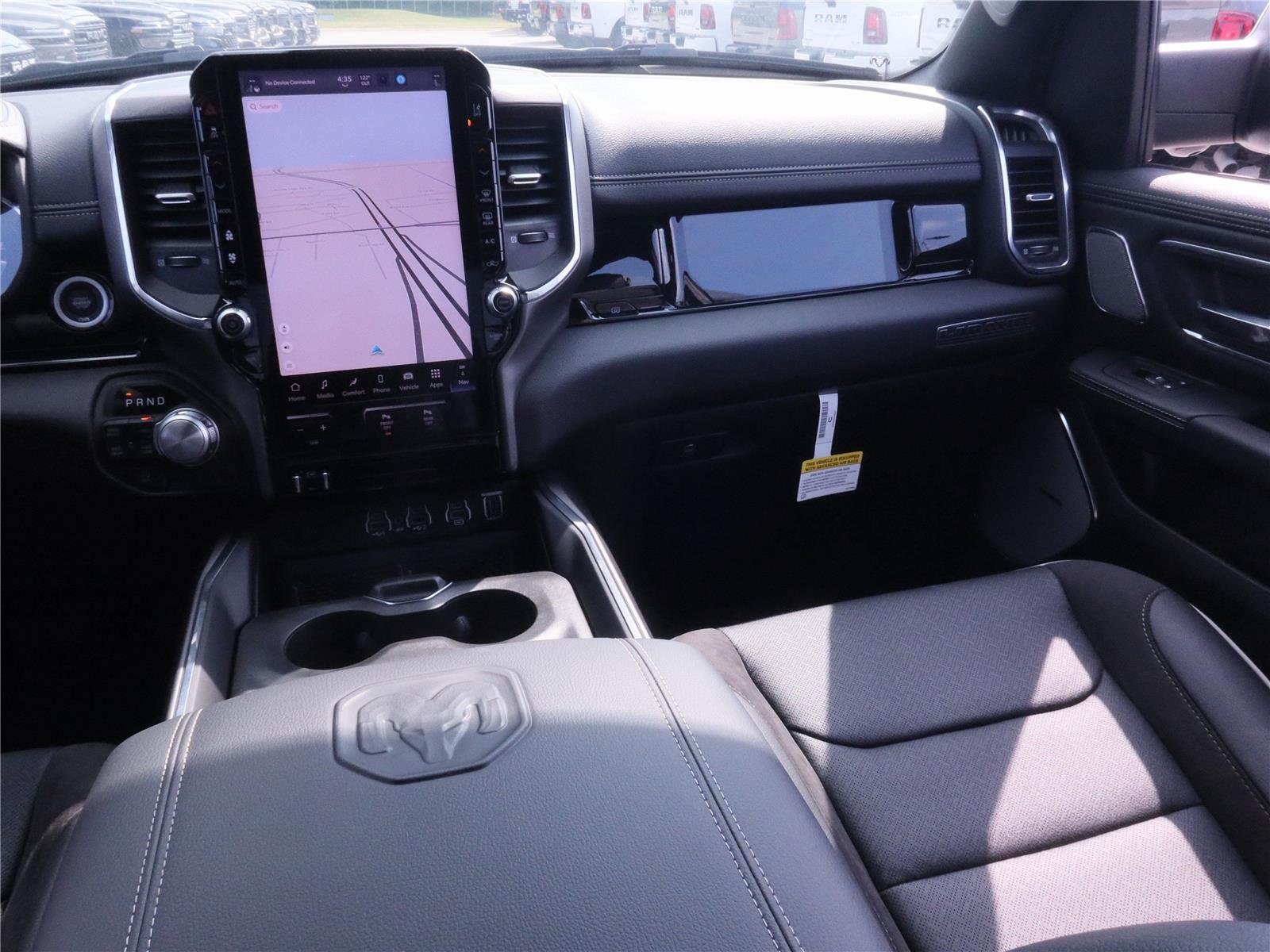 2026 RAM 1500 Laramie - Photo 11