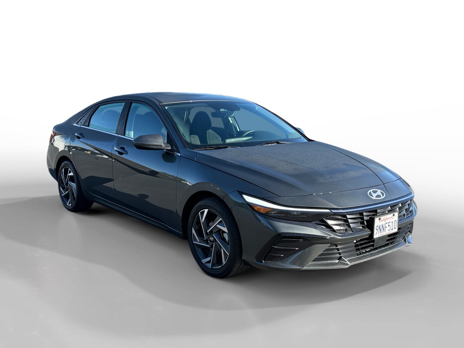 Used 2024 Gray Hyundai SEL image 7