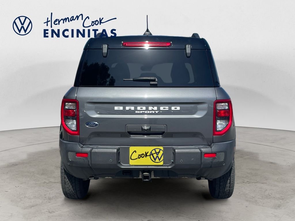Used 2025 Gray Metallic Ford Badlands image 4