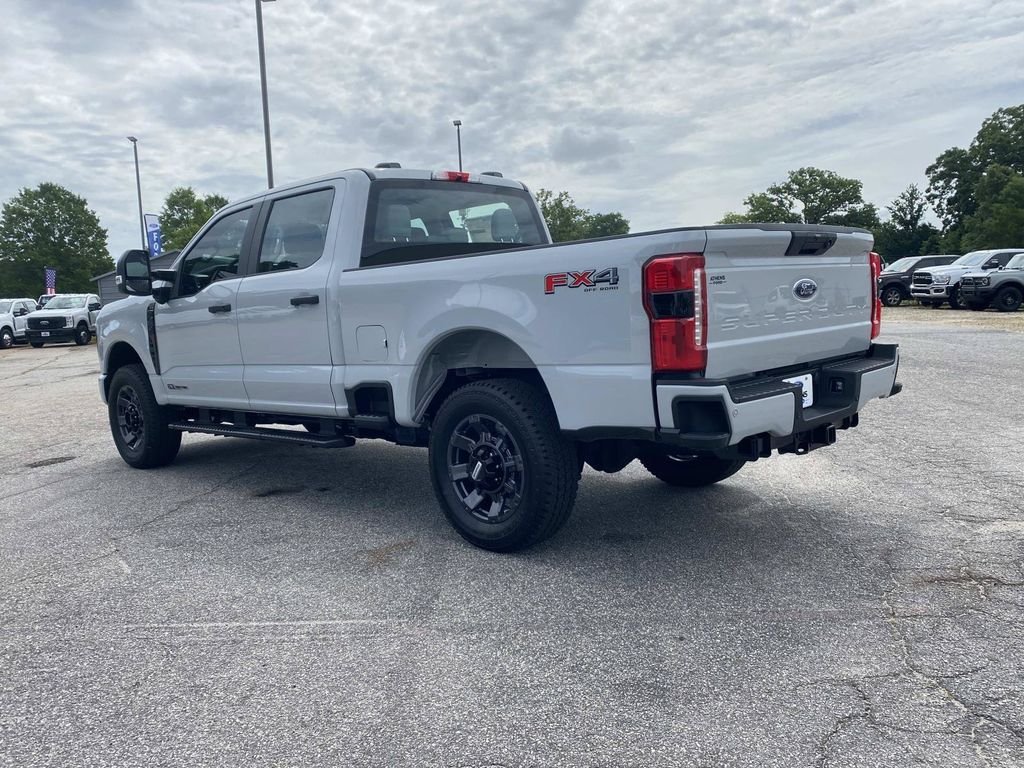 2026 Ford F-250 Super Duty XL - Photo 4