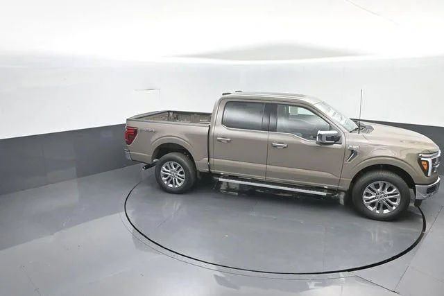 New 2026 Marsh Gray Ford Lariat® image 26