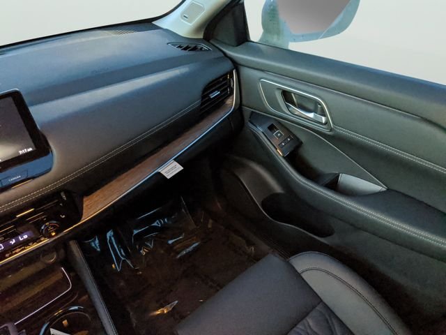 2026 Nissan Rogue Platinum - Photo 9