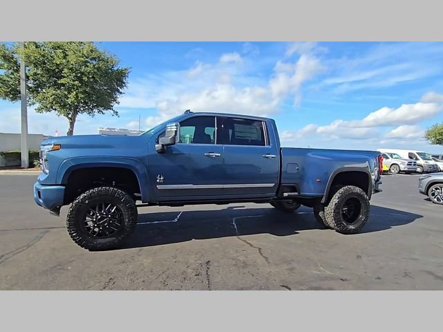 New 2026 Lakeshore Blue Metallic Chevrolet High Country DRW image 25
