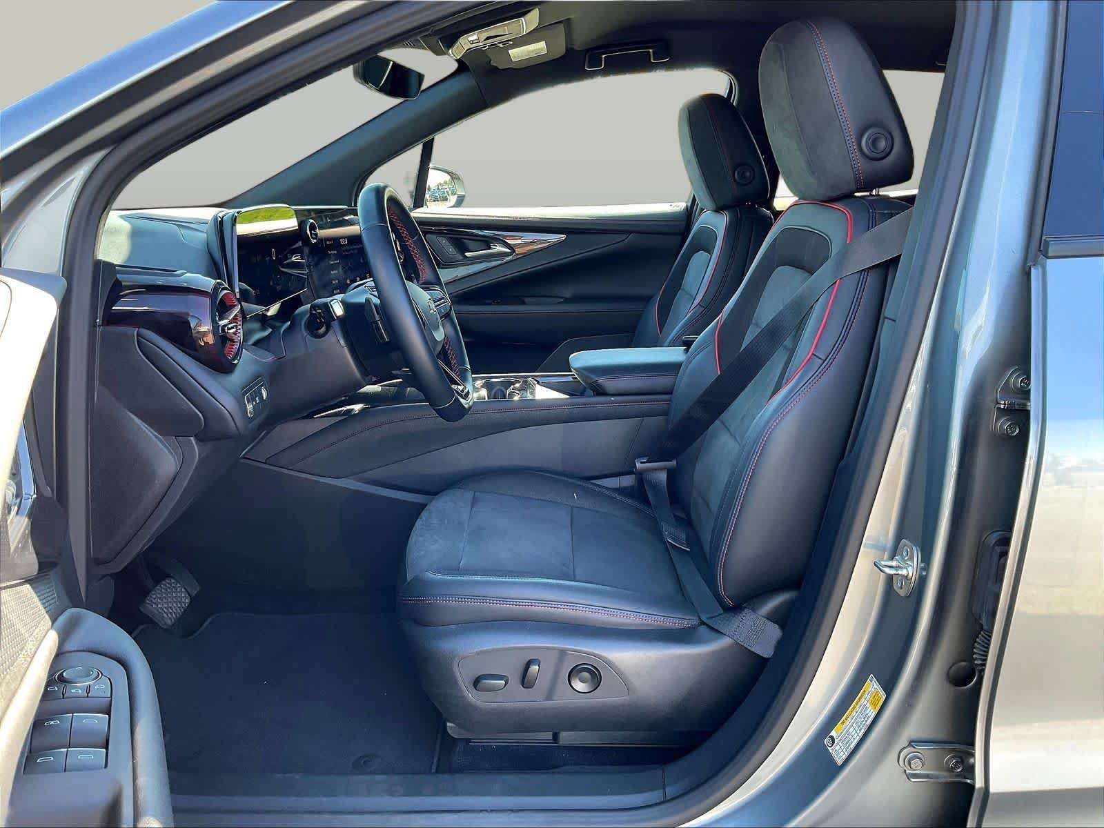 2024 Chevrolet Blazer EV RS - Photo 23