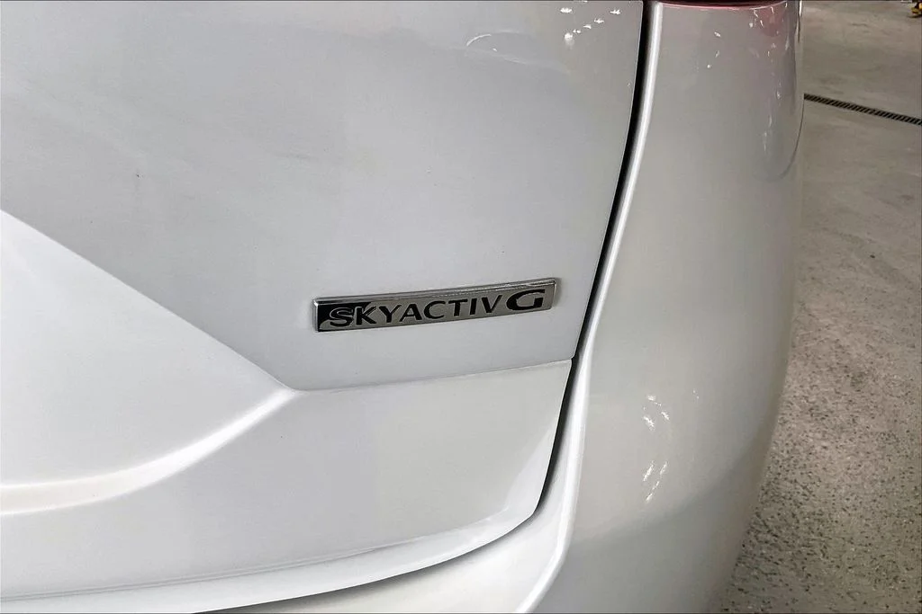 Certified Used 2025 White Mazda 2.5 S Carbon Edition image 7