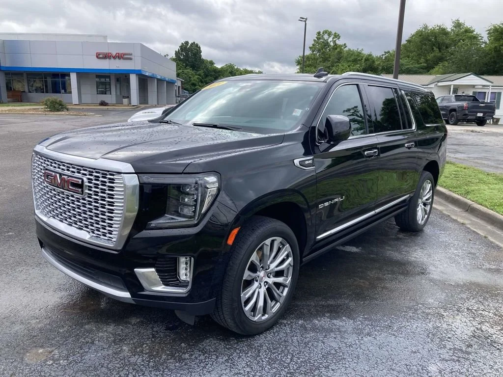 Used 2021 ONYX BLACK GMC Denali image 7