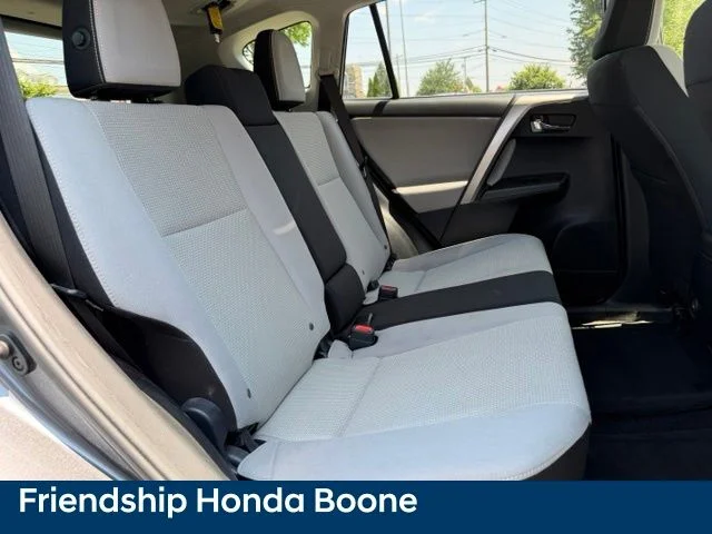 Used 2018 Gray Toyota XLE image 42
