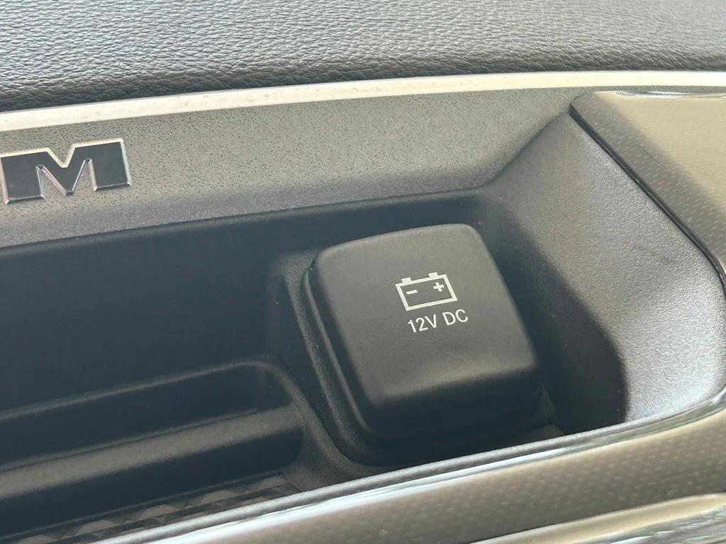 Used 2020 Blue Ram Laramie image 56