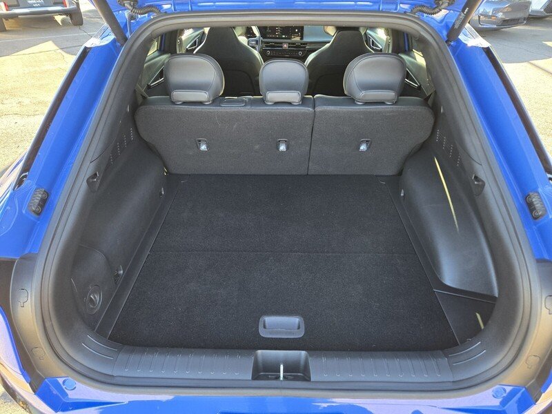 Used 2025 BLACK KIA GT-LINE RWD image 13