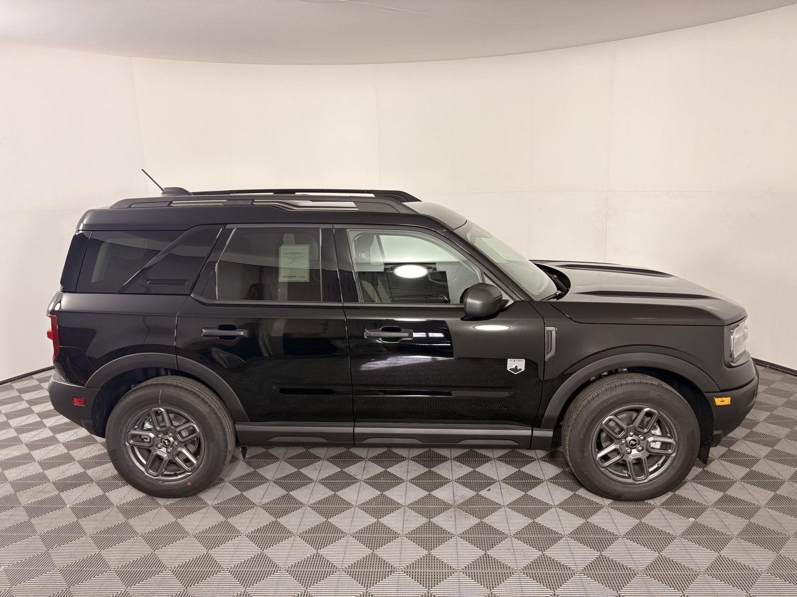 Used 2025 Shadow Black Ford Big Bend image 10