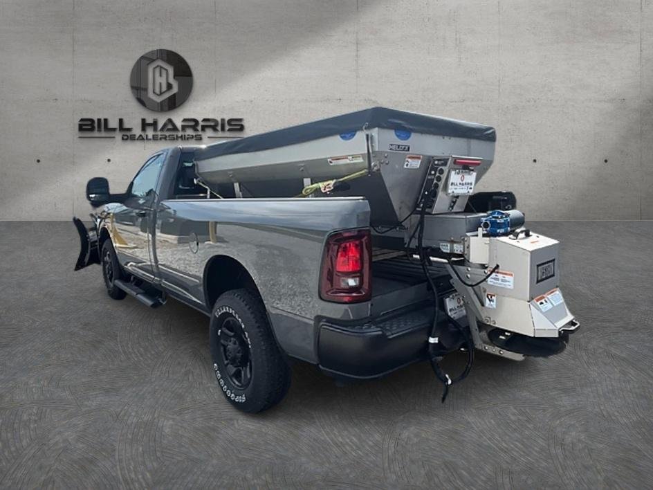 New 2026 Ceramic Gray Clear-Coat Exterior Paint RAM Tradesman image 7