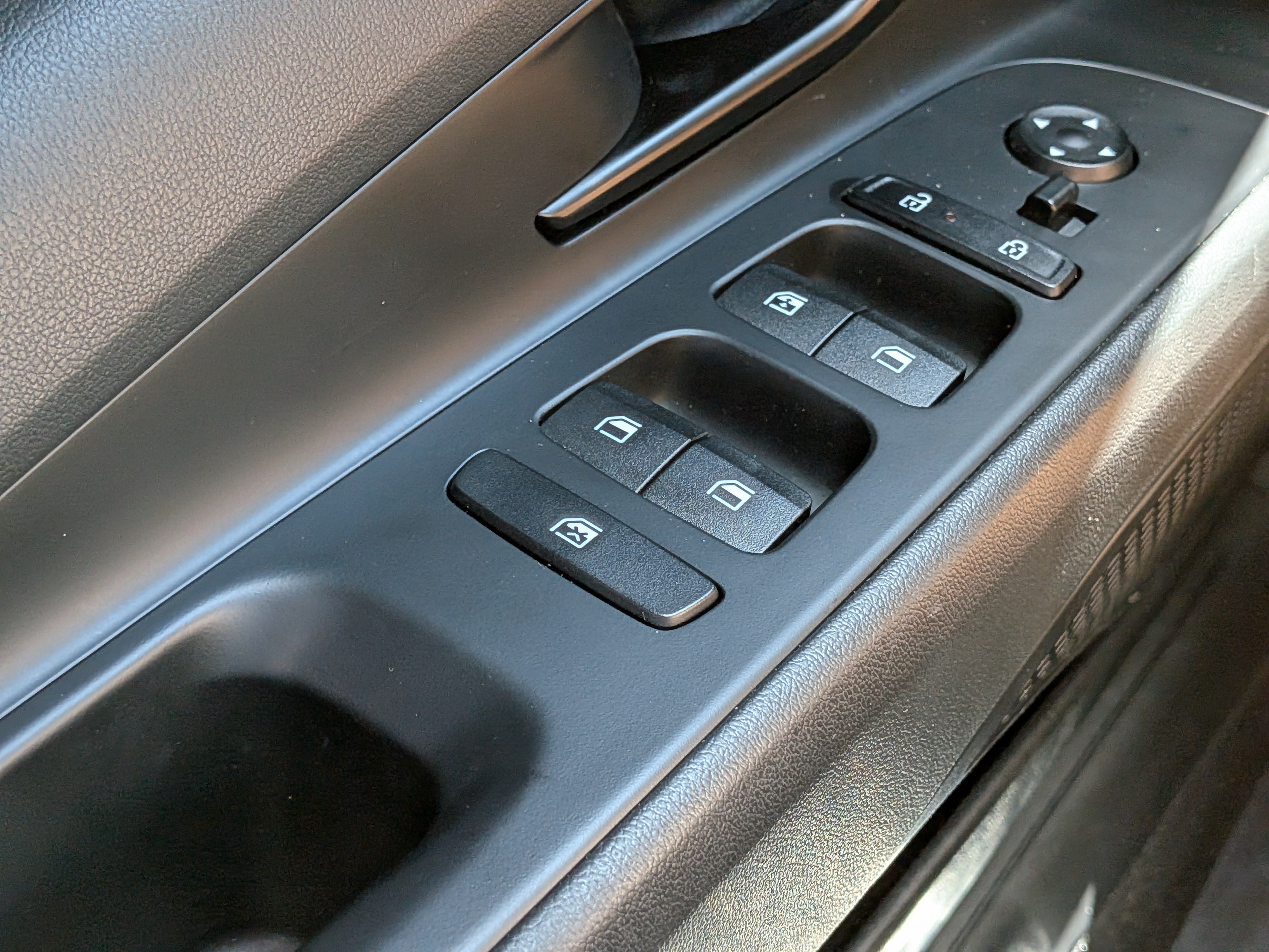 2025 Hyundai Elantra SEL - Photo 21
