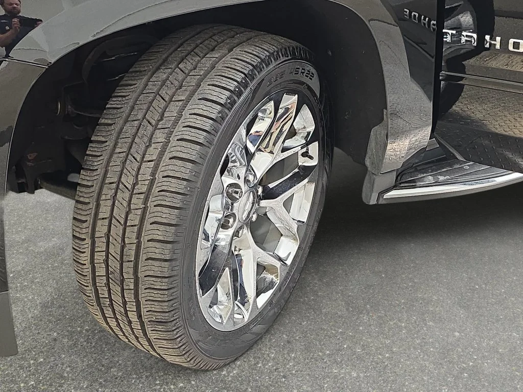 Used 2020 Black Chevrolet Premier image 32