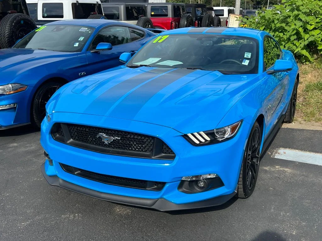 2017 Ford Mustang GT Premium - Photo 4