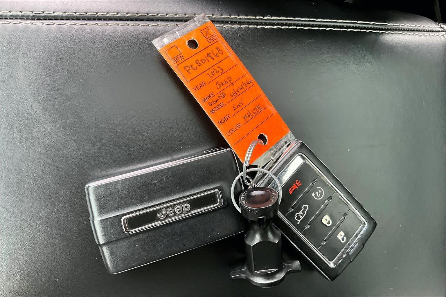 Used 2023 Bright White Clearcoat Jeep Overland image 15