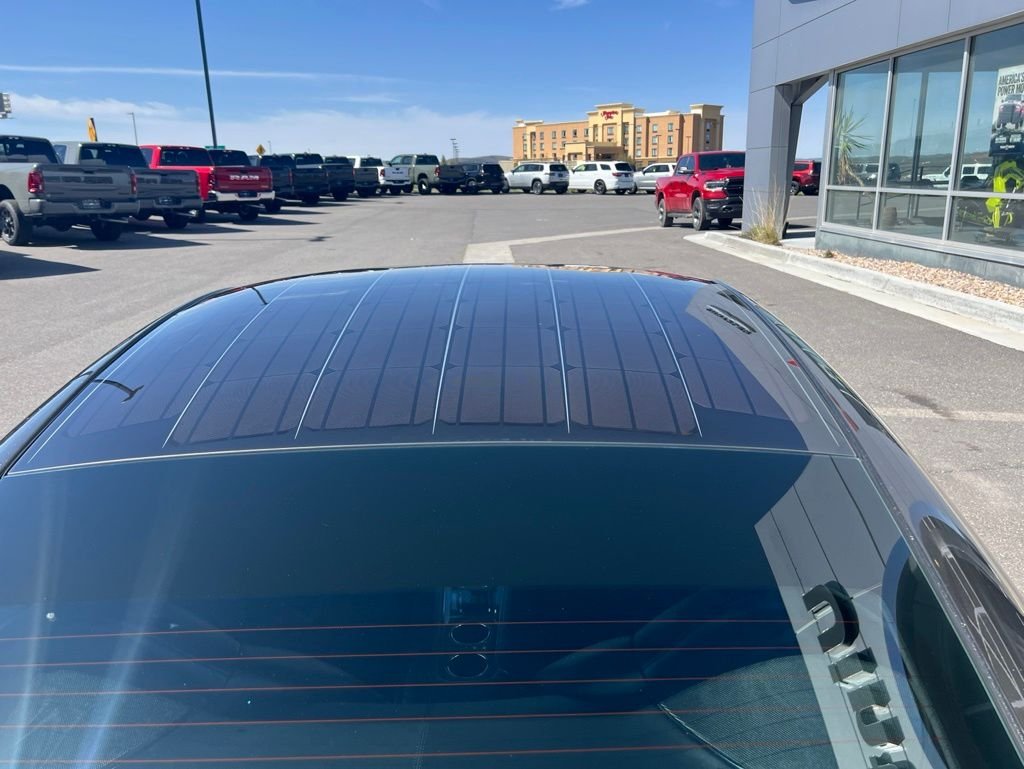 Used 2018 Gray Karma Luxury image 28