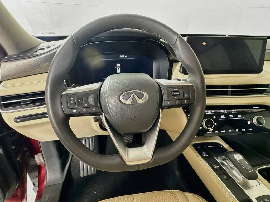 Certified Used 2023 Red INFINITI LUXE image 14