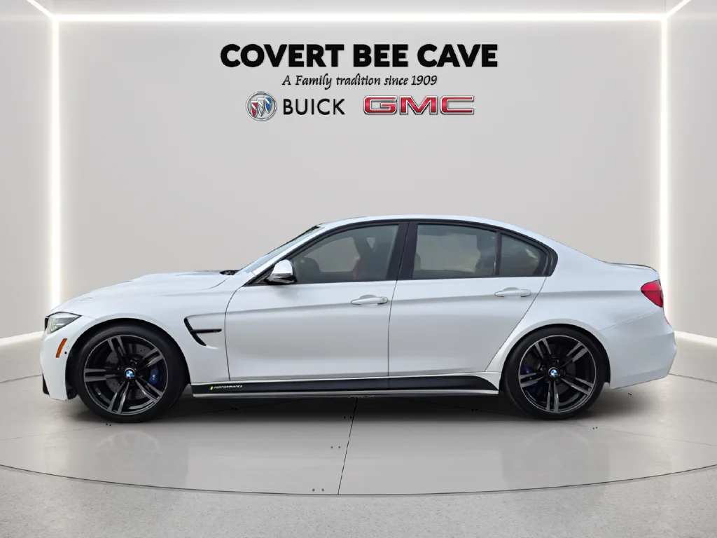 Used 2018 White BMW Base image 5