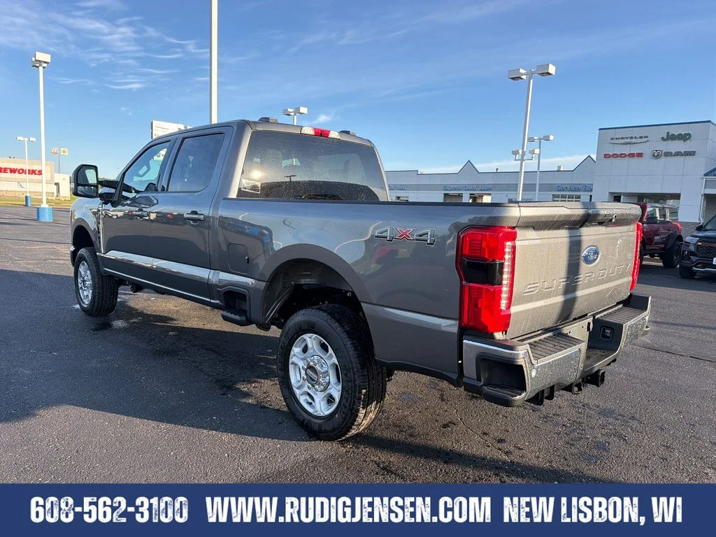 New 2026 Gray Ford XLT image 3