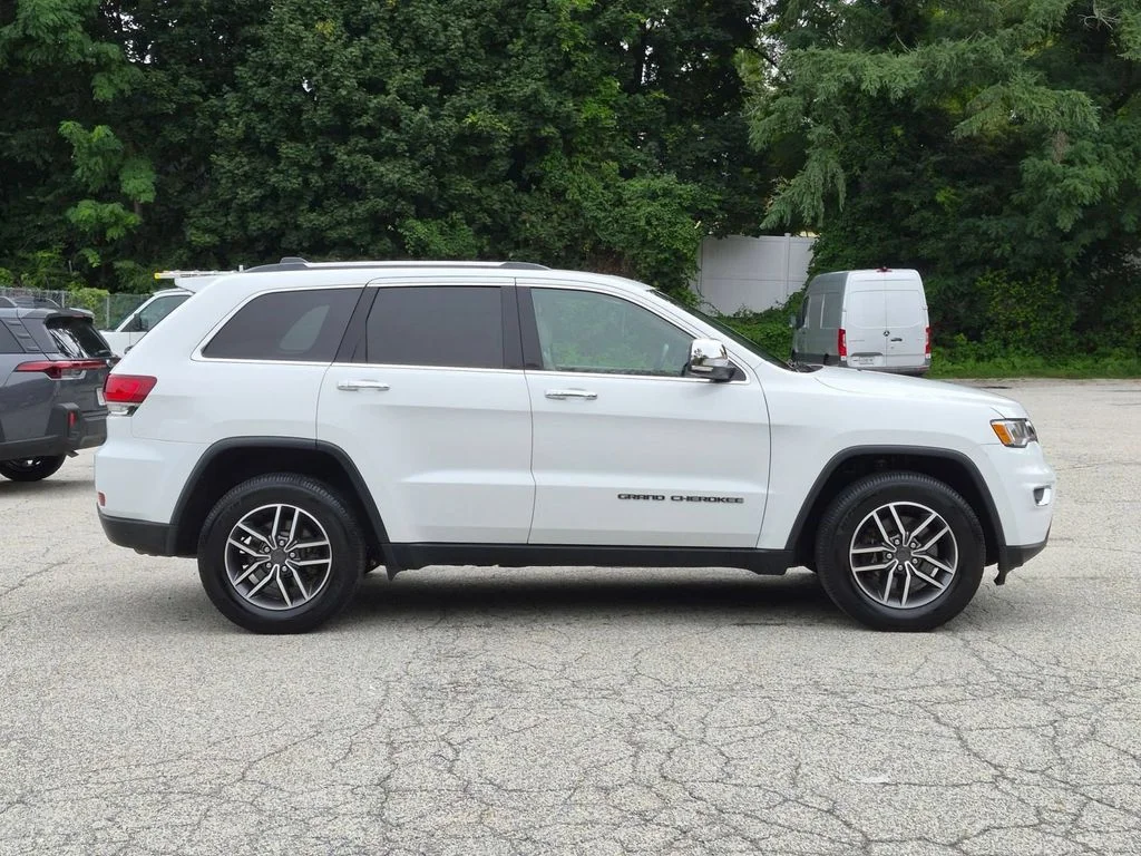 Used 2021 White Jeep Limited image 2
