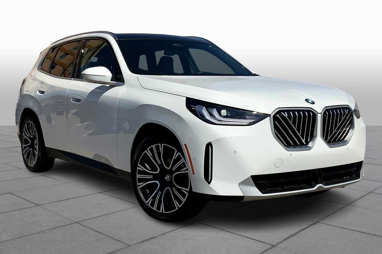 New 2026 Alpine White BMW 30 xDrive image 2
