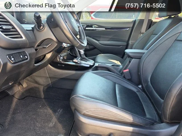 Used 2024 Gravity Gray Kia EX image 9