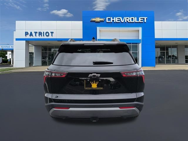 New 2026 Mosaic Black Metallic Chevrolet LT image 9