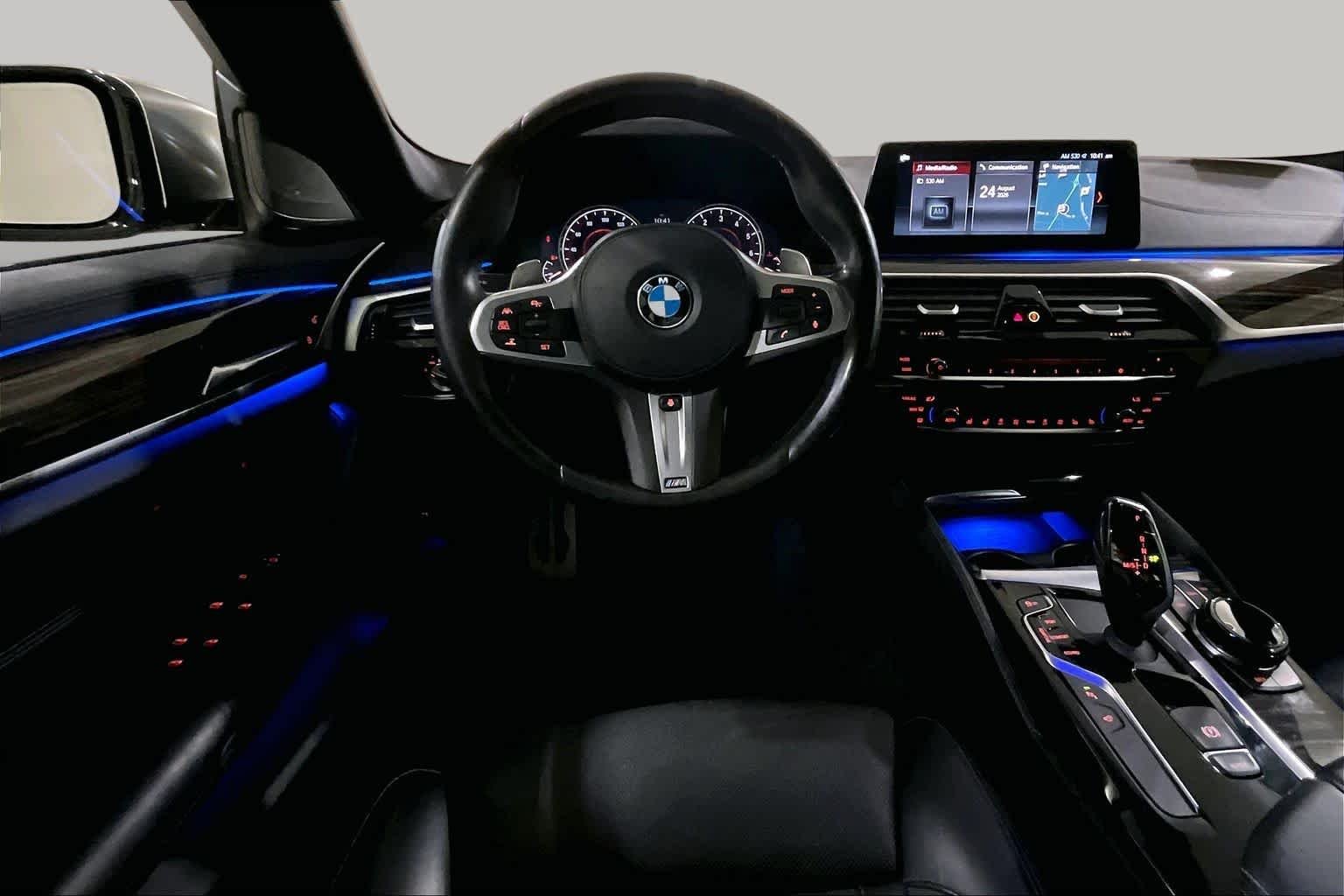 Used 2018 Bluestone Metallic BMW M550i xDrive image 5