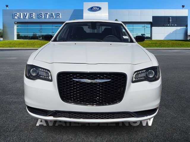 Used 2018 Chrysler 300 Touring with VIN 2C3CCAAG4JH275345 for sale in Warner Robins, GA