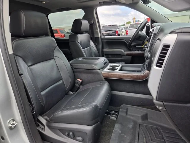 Used 2017 Silver GMC SLT image 15