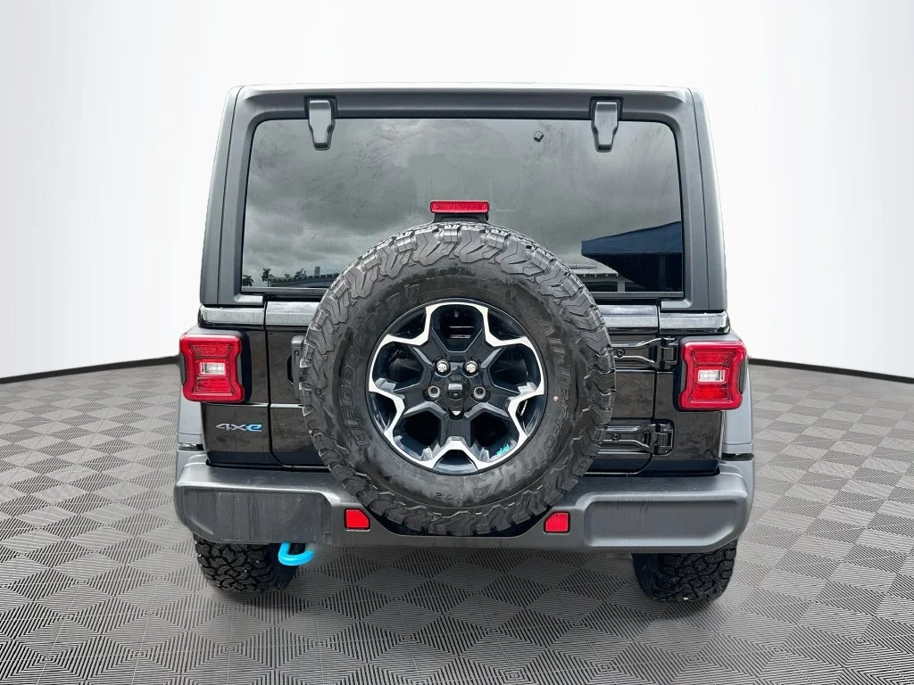 Used 2023 Black Jeep Rubicon 4xe image 7