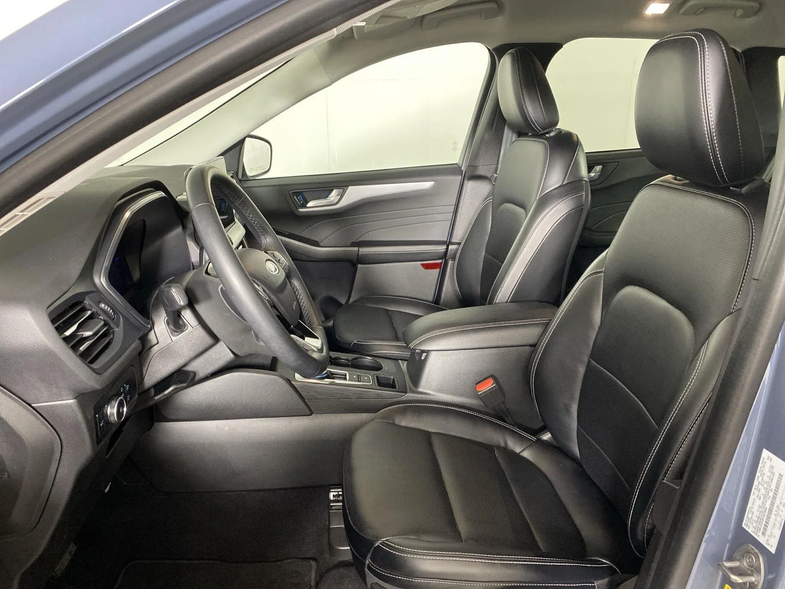 Used 2023 Vapor Blue Ford Platinum image 13