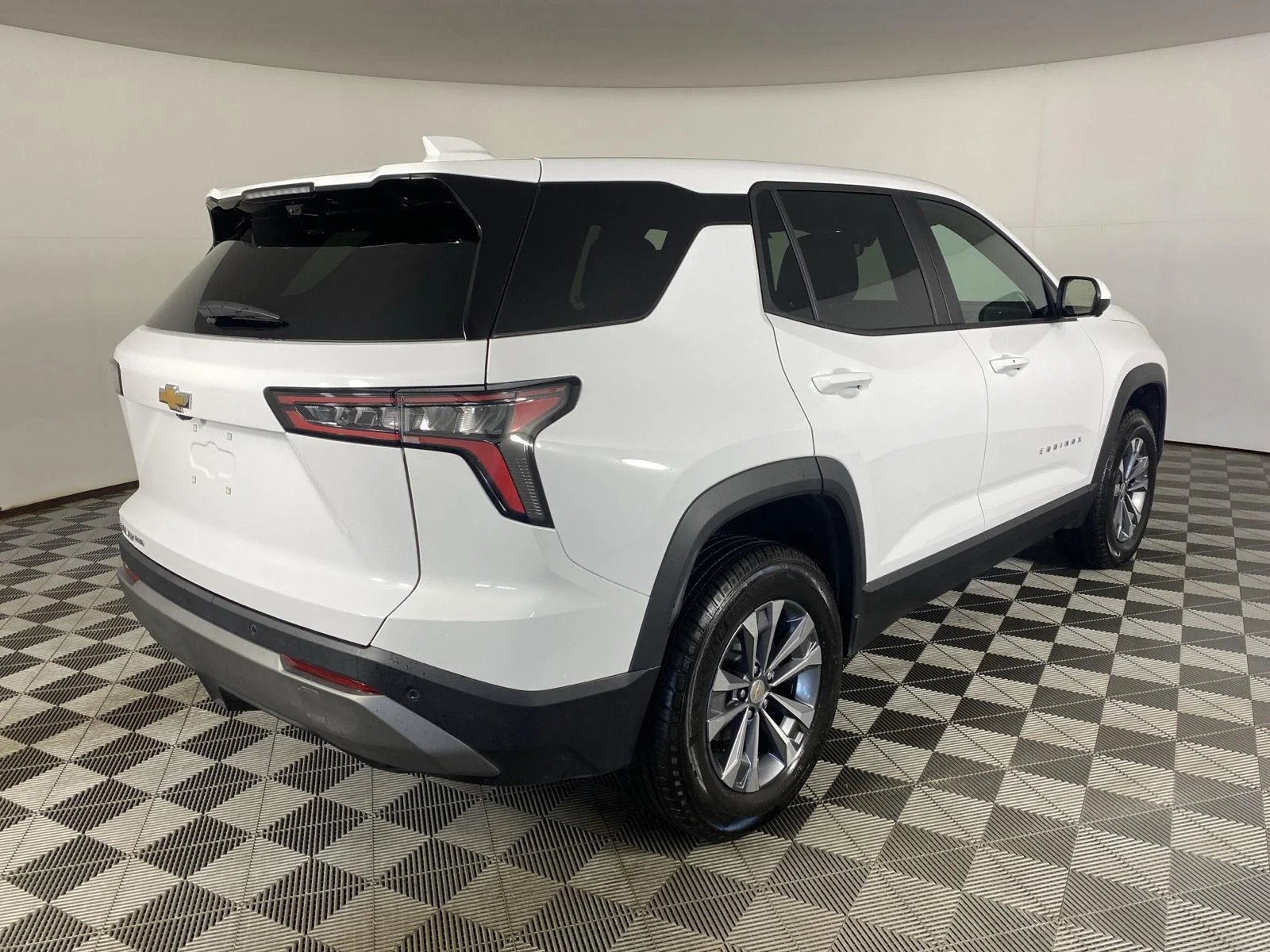 New 2026 Summit White Chevrolet LT image 7