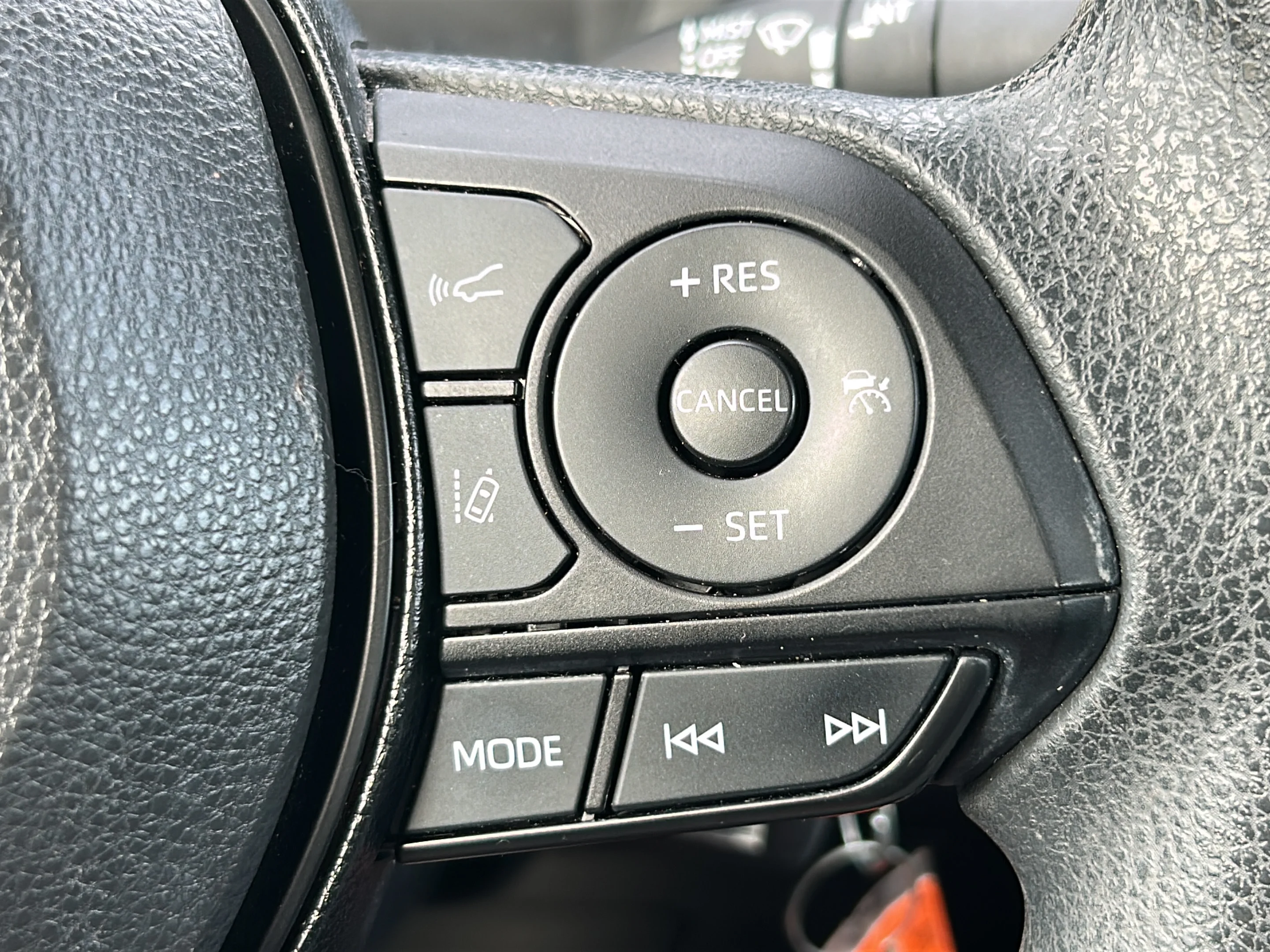 Used 2021 Celestite Toyota LE image 20