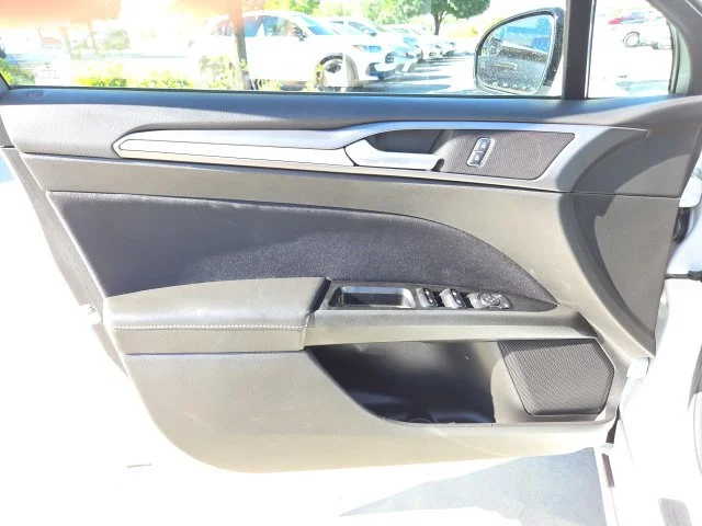 Used 2016 White Ford SE image 14