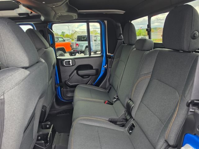 New 2026 Hydro Blue Pearl-Coat Exterior Paint Jeep Sport S image 9