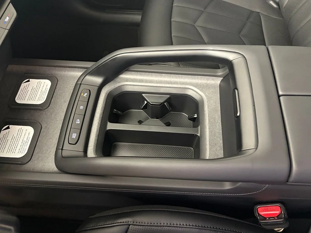 New 2027 Black Jade Green Kia X-Line EX image 34