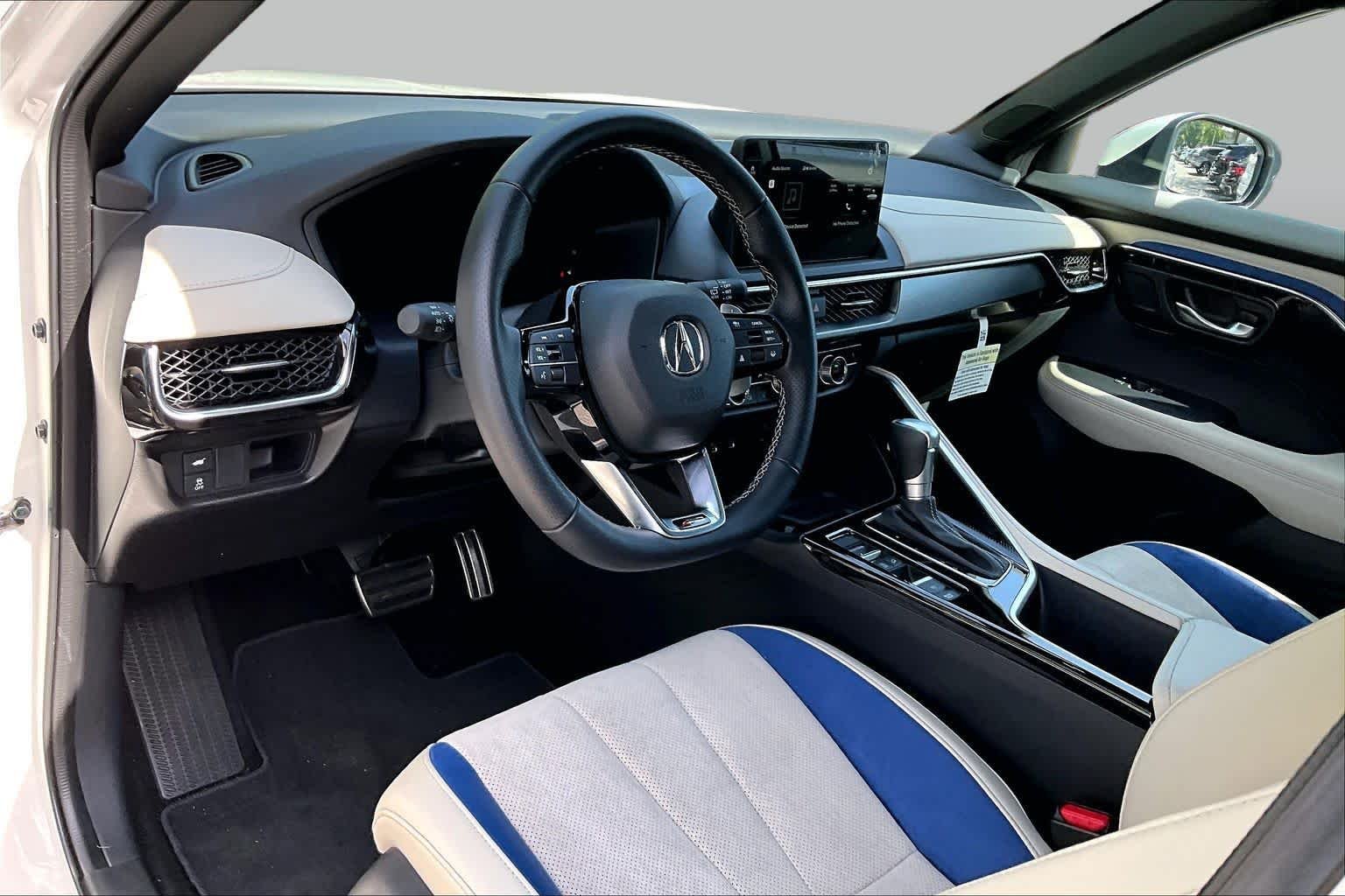 Used 2025 Platinum White Pearl Acura w/A-Spec Package image 18