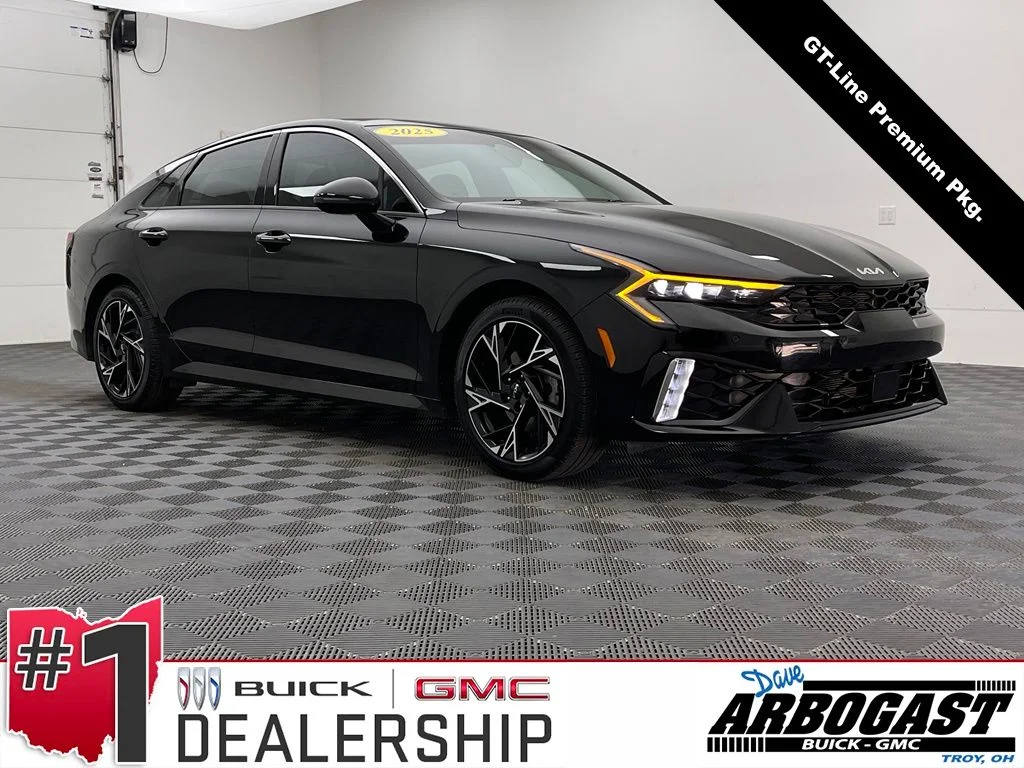 2025 Kia Optima GT-Line AWD's photo