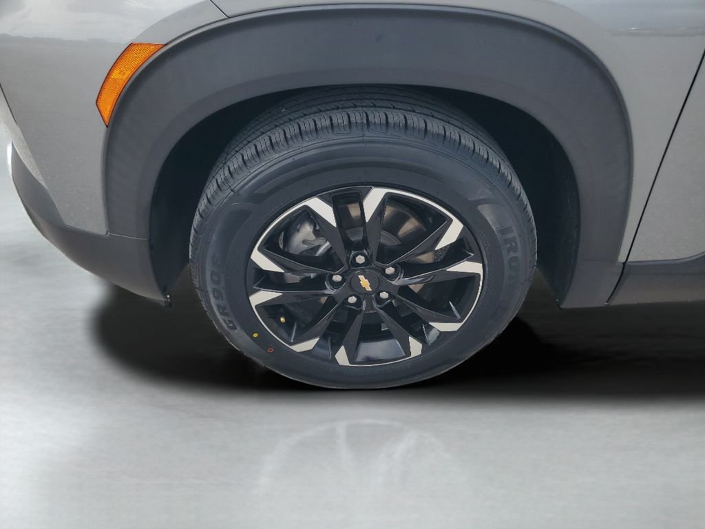 Used 2023 Gray Chevrolet LT image 10