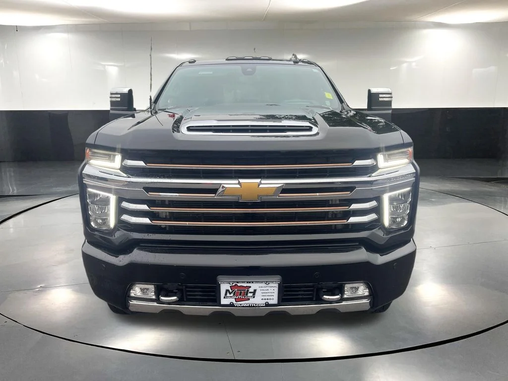 Certified Used 2022 Black Chevrolet High Country image 9