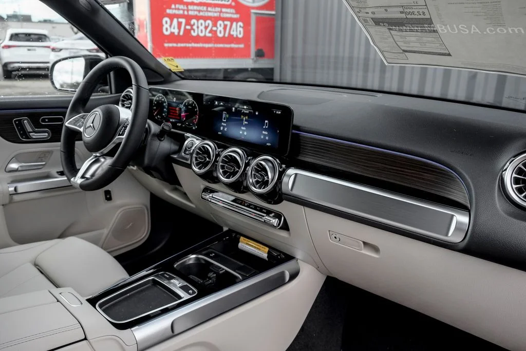 New 2026 Night Black Mercedes-Benz GLB 250 image 22