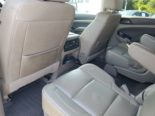 Used 2017 SUMMIT WHITE Chevrolet LT image 23