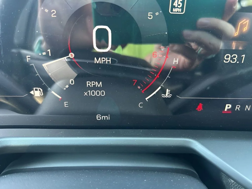 New 2026 Summit White GMC Elevation image 24