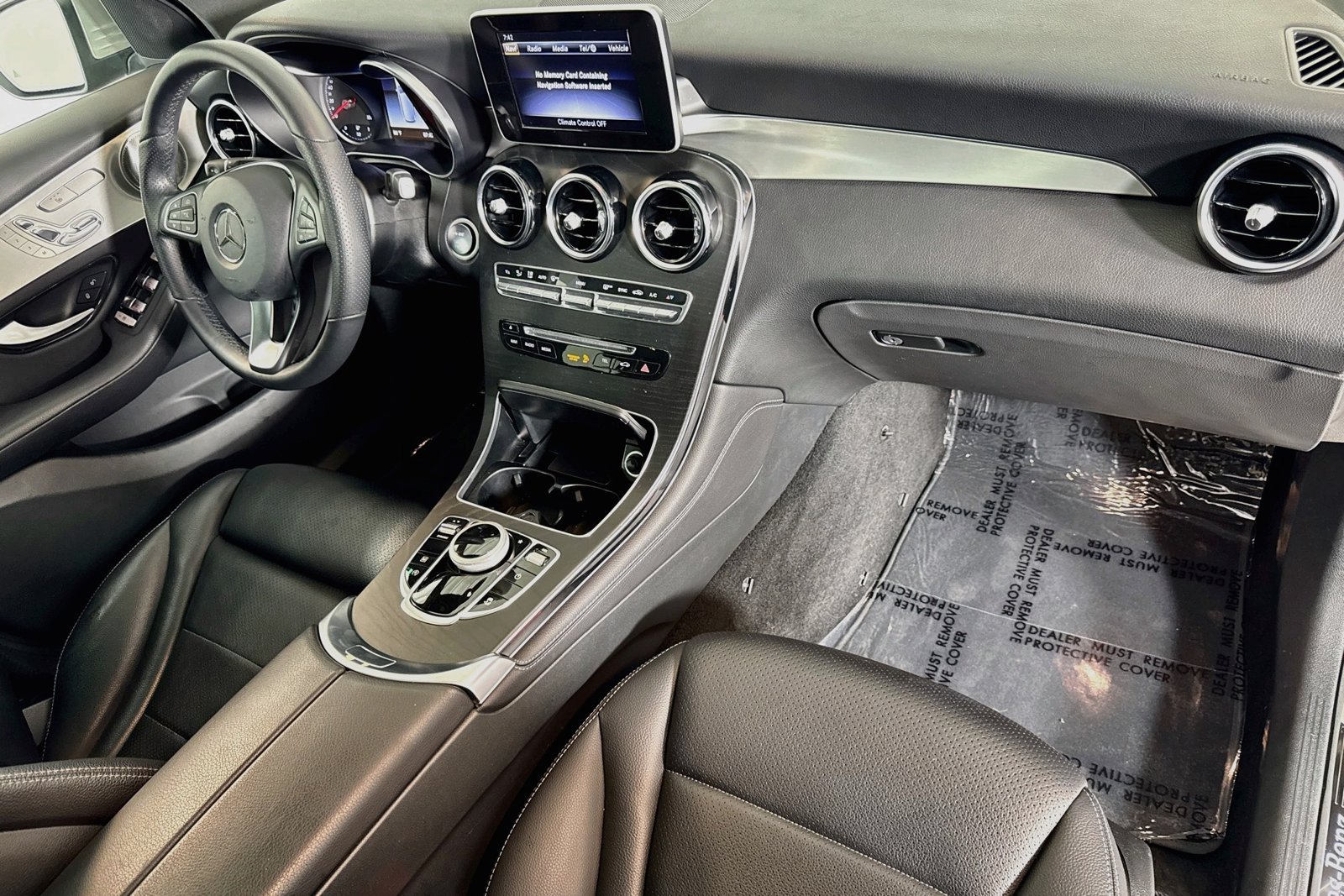 Used 2019 Mojave Silver Metallic Mercedes-Benz GLC 300 image 28