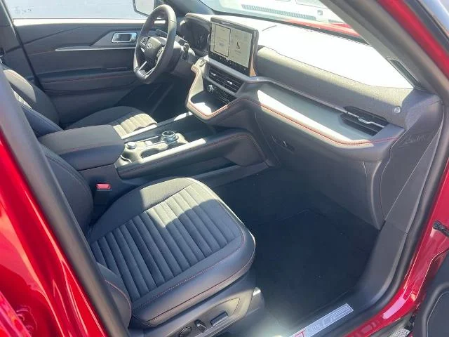 New 2026 Rapid Red Metallic Tinted Clearcoat Ford ST-Line image 66