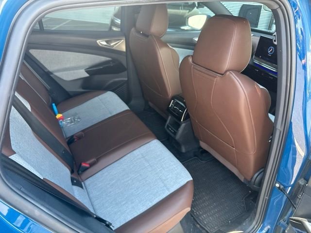 Certified Used 2025 Blue Volkswagen Pro image 7