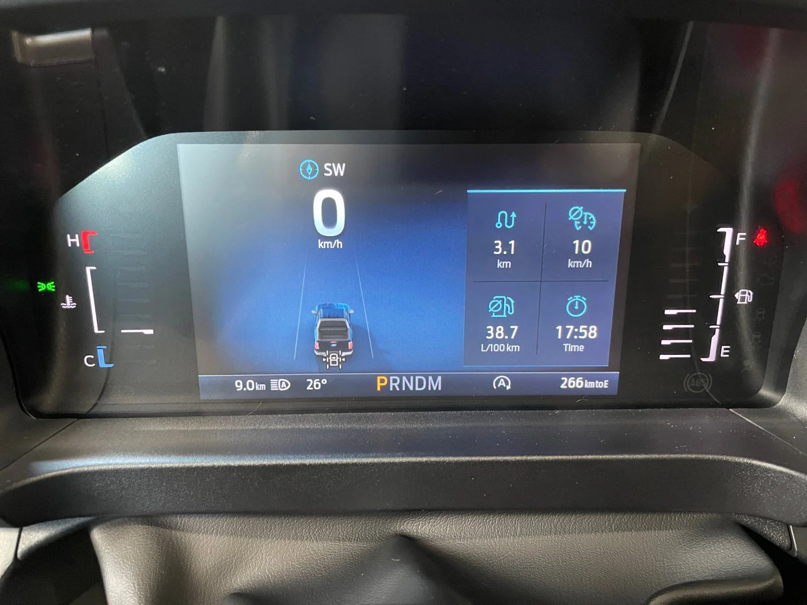 New 2026 Oxford White Ford XLT image 21